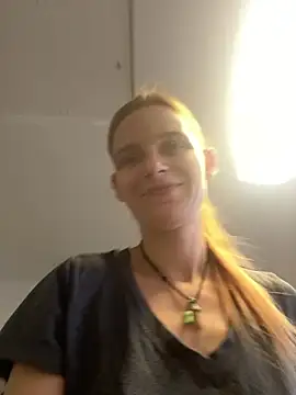 LeylaSquirtyBirty webcam
