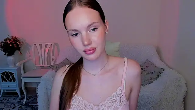 MishkaMe webcam