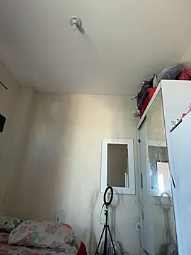Indiazinhax webcam
