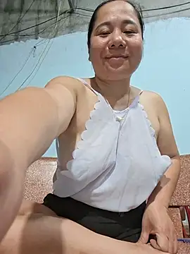 Queen-18200 webcam