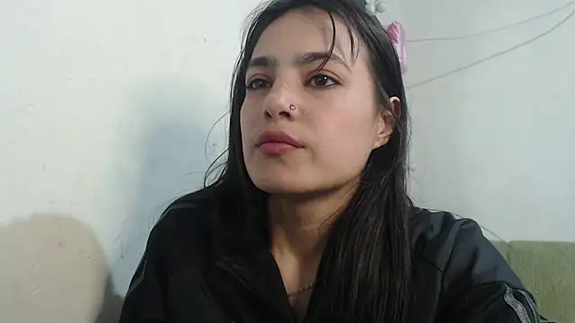 skinny_sweet2411 webcam