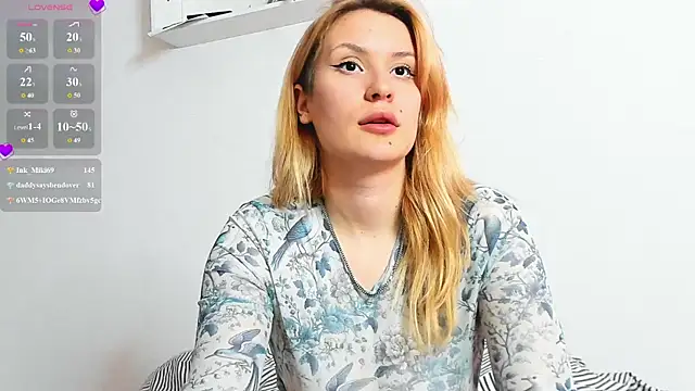 Sweet_white_chocolate webcam