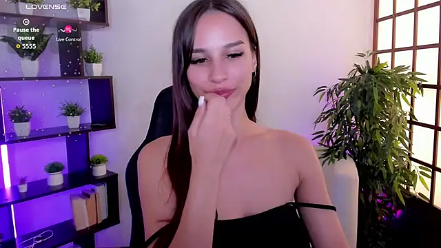 KristineBeauty webcam