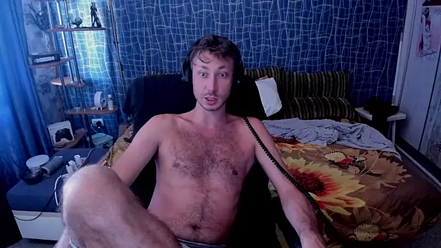 CuteBoy228 webcam