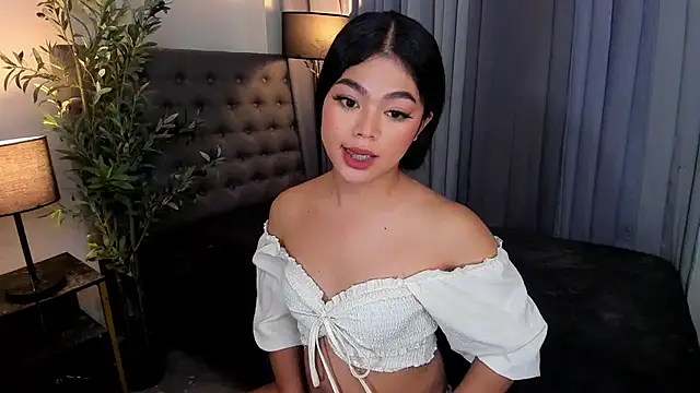 AsianHugecockAnna webcam