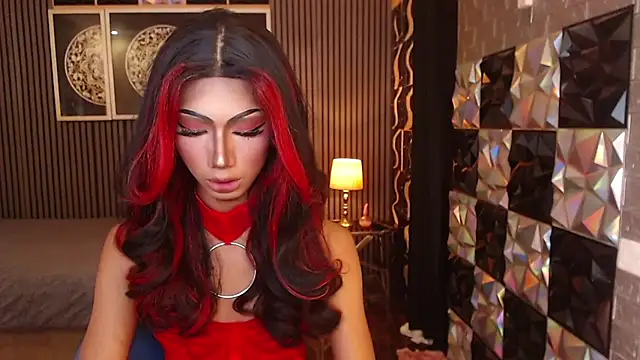 AudreyMilesTrans webcam
