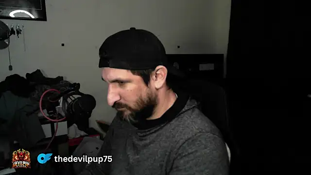 DevilPup75_ webcam