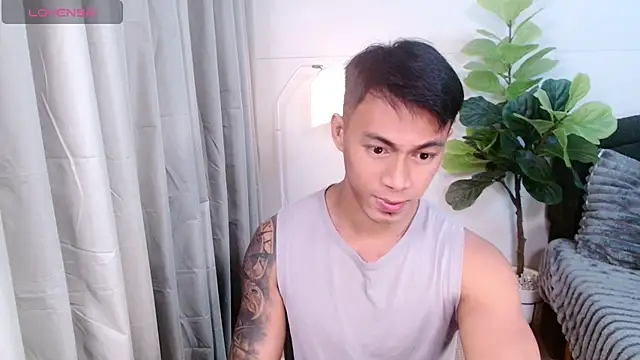 PinooyMilker webcam