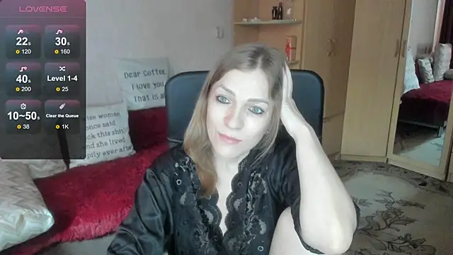 Tiffany_Bates webcam