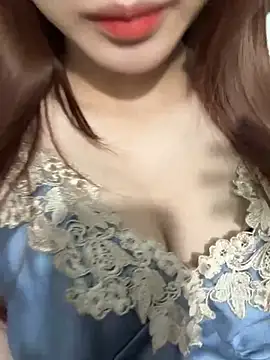 LylyPink68 live cam