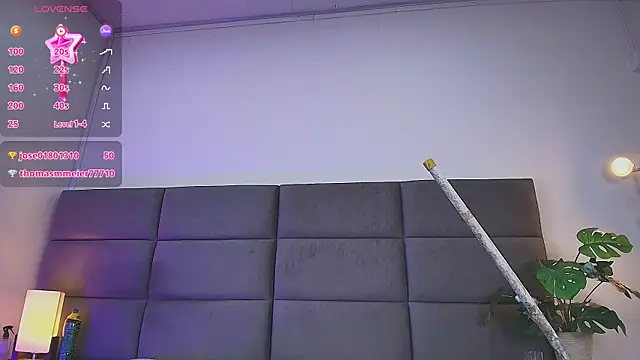 Zoee_8 webcam