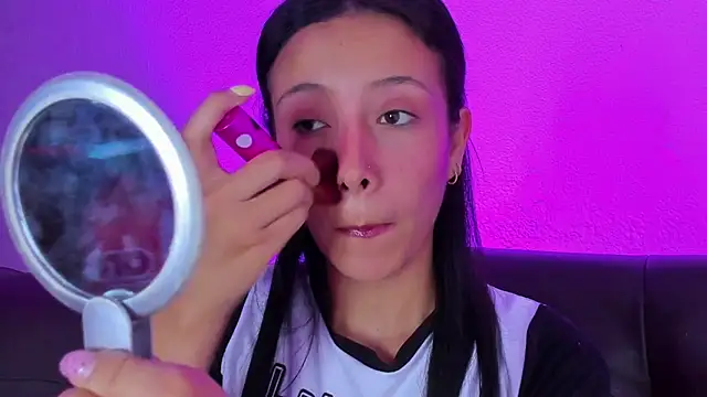 Alicee_drool webcam