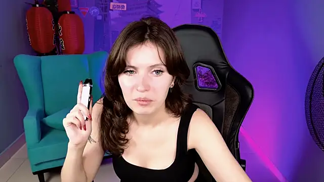 LolaDominara webcam