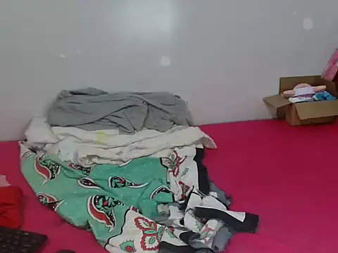 sweest_caster webcam