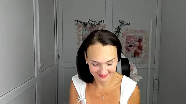 OliviaKateee webcam