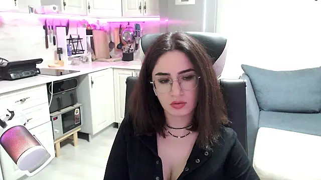 Regina_glow webcam