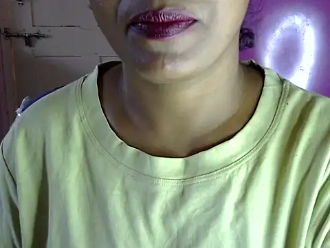 Zara_Sidd webcam