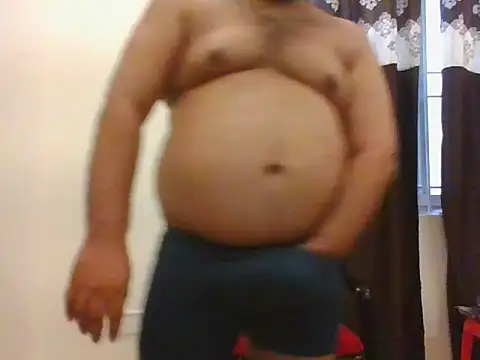 Adrian_Charms webcam