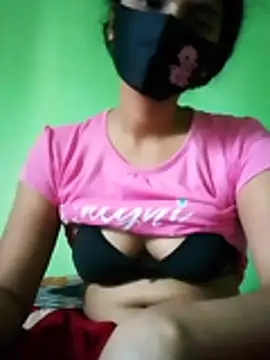 mariya-mim-07-L webcam