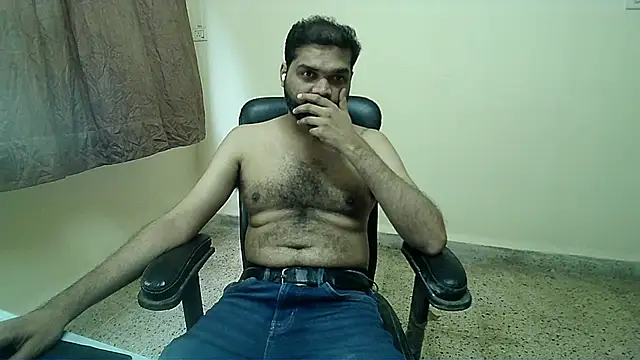Kinky_Kumarr webcam