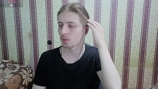 Darien_Brown webcam