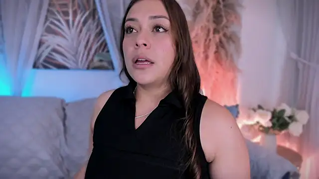 Nicolle_W webcam