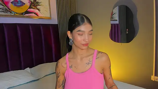 LauraAristizabal webcam