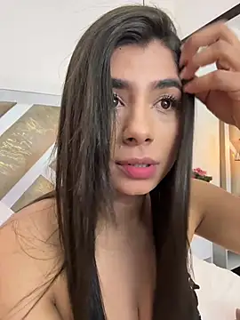 ZiaCalifa webcam