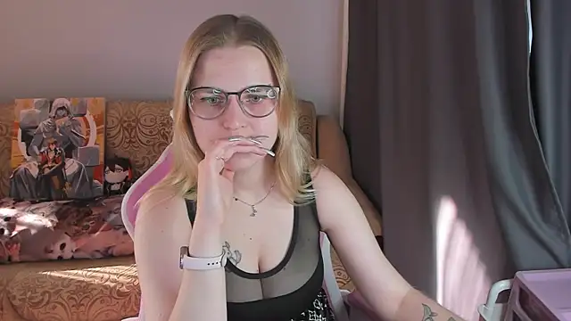 MissBrightShine webcam