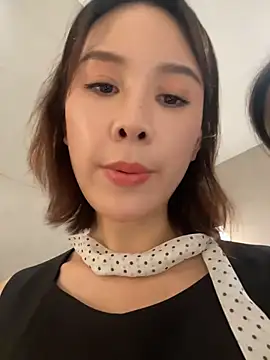 Zoe-520 live cam on StripChat