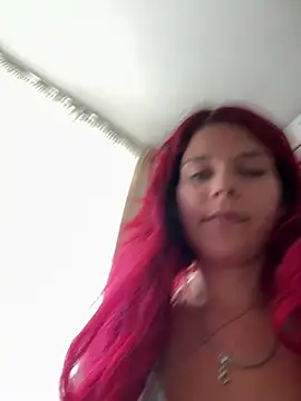 RiriRoseey webcam