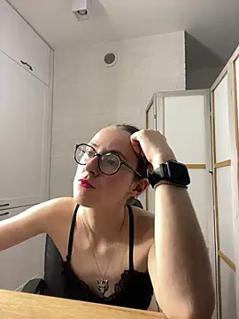 MartiniiSelenna webcam