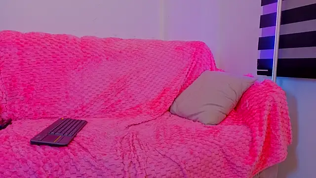 _scarletmoore webcam