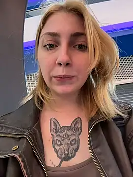 Sunny___Bunny 🥛 online sex webcam