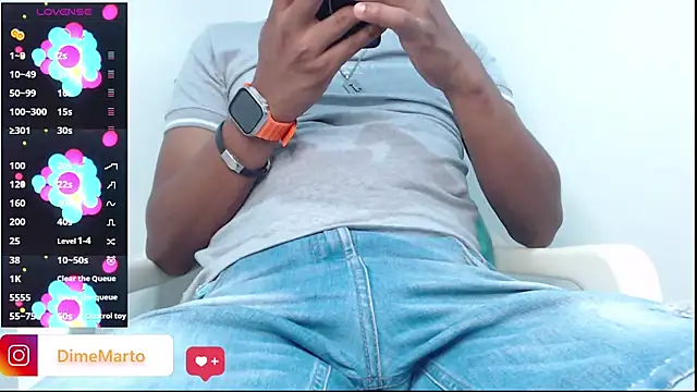 mike_black_22 webcam