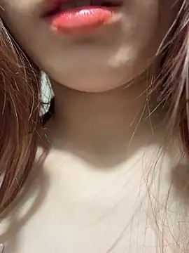 LylyPink68 live cam