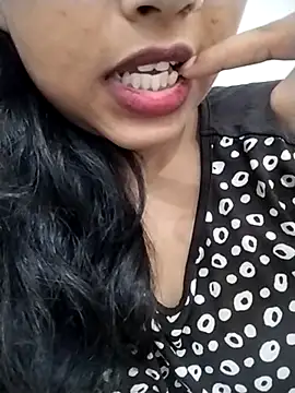 Sexy_Divya__ webcam