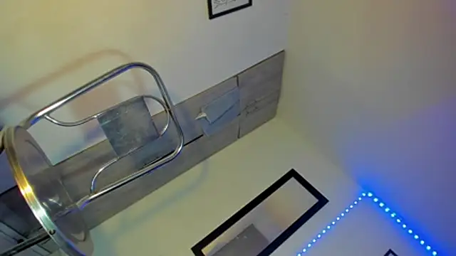 exotis_tiahara777 webcam