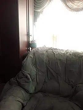 Russian_Lara webcam
