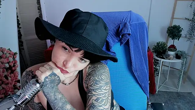 NeoGeisha webcam