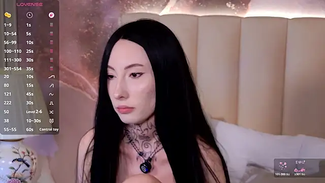 roxy_morrison_x webcam