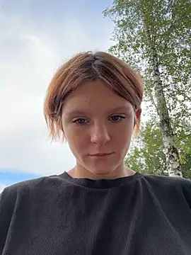 NinaParri live cam
