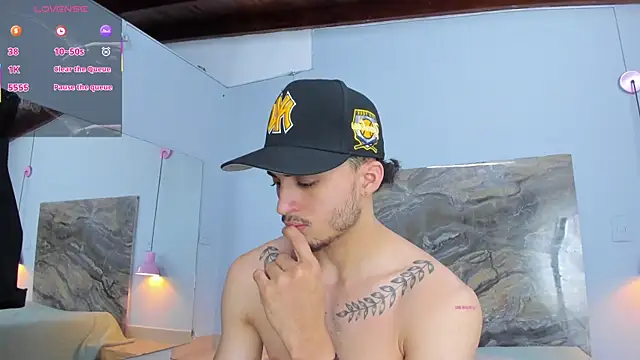 James-06 webcam