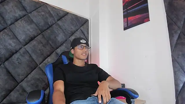 LiamKron webcam