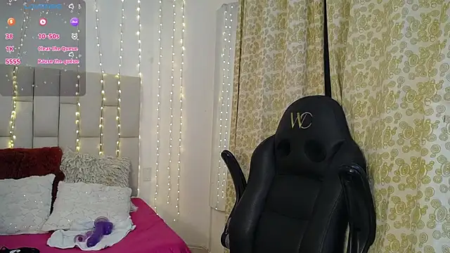 _tamara_priya_ webcam