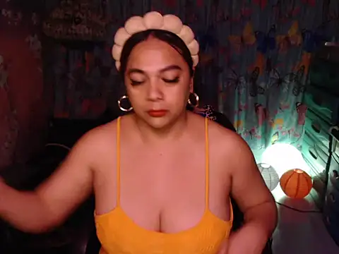 TsMiia_Curve webcam