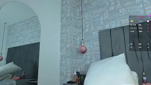 Megan_Lara_ webcam