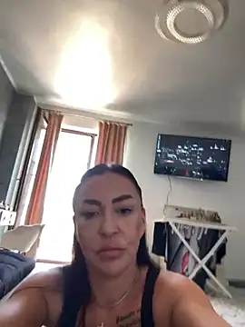MaiaGold69 webcam