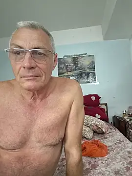 _lady_red_ webcam