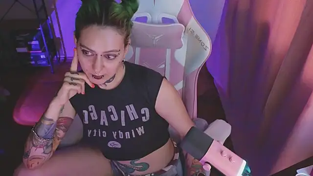 Ginger_Stay webcam